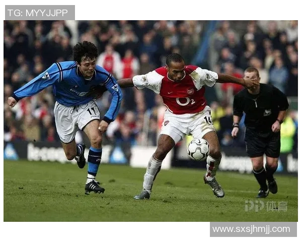 重庆羽毛球队快攻革新之路:技术提升与战术变革的深度解析 重庆羽毛球队快攻革新之路:技术提升与战术变革的深度解析