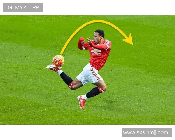 足球明星近拍视频展现球场魅力与个人风采的精彩瞬间 足球明星近拍视频展现球场魅力与个人风采的精彩瞬间